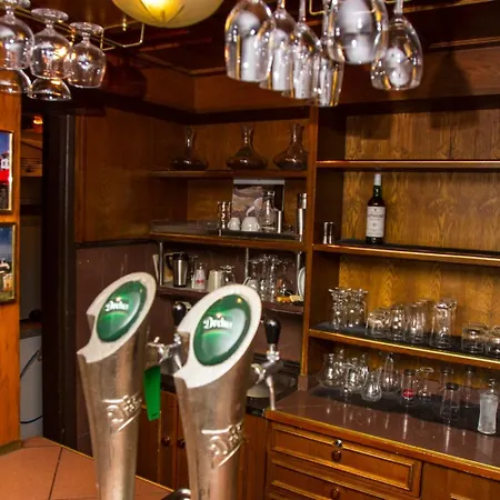 Molnar Hotel