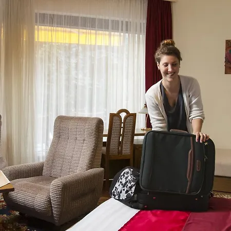 Molnar Hotel 3*