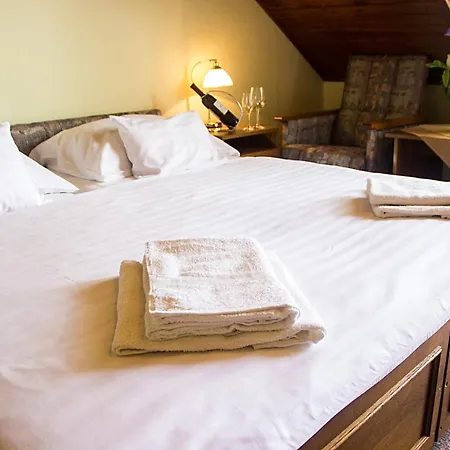 Molnar Hotel 3*