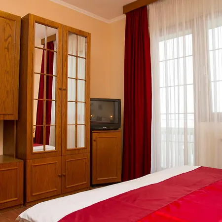 Molnar Hotel